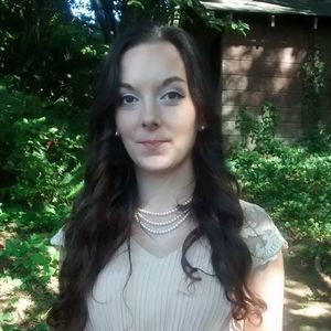 Meet your Posher, Annie